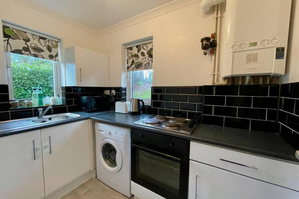 Willa House Near Llandaff For Up To 6 With Parking Cardiff Zewnętrze zdjęcie